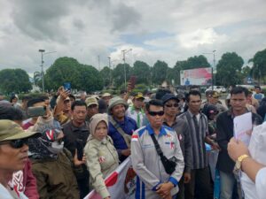 Gaji Sudah Dibayar BPD Masih Demo, Siapa Yang Salah?