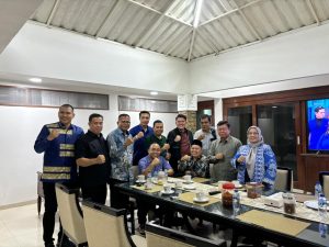 Sah! Pasangan Hj. Suwarti Burlian, S.IP dan Drs.H.Thamrin Hasan, M.M Diusung Partai PAN 