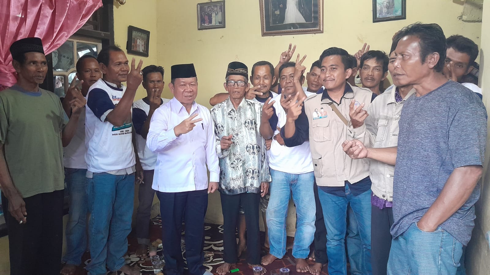 Cawabup Thamrin Hasan Konsolidasi Tim Pemenangan Ketuan Jaya, Lanjut Kampanye Dialogis Masyarakat Kelurahan Pasar Beliti