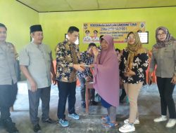 Camat Purwodadi Turut Bagikan BLT DD Tw 2 Desa S Kertosari 