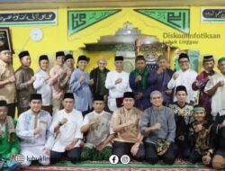 Jemaah Tarawih Sambut Hangat Wakil Wali Kota Lubuk Linggau 